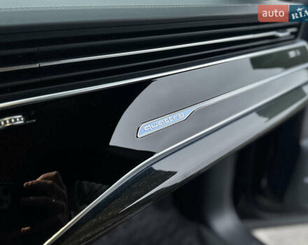 Чорний Ауді SQ8, об'ємом двигуна 4 л та пробігом 91 тис. км за 74500 $, фото 32 на Automoto.ua
