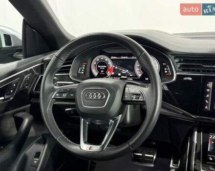 Ауді SQ8 2021 у Одесі на Automoto.ua Чорний Ауді SQ8, об'ємом двигуна 4 л та пробігом 27 тис. км за 115000 $, фото 34 на Automoto.ua