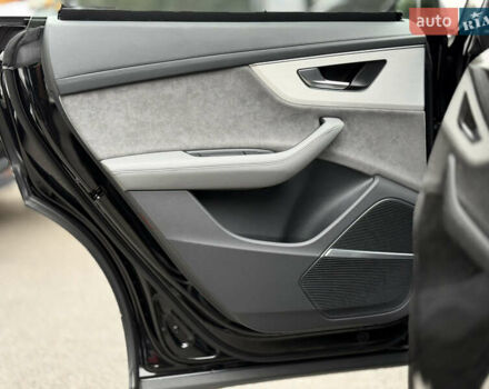 Черный Ауди SQ8, объемом двигателя 4 л и пробегом 89 тыс. км за 77700 $, фото 27 на Automoto.ua