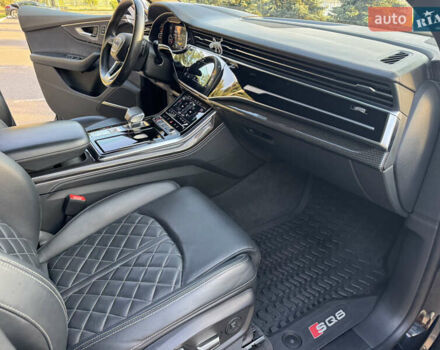Чорний Ауді SQ8, об'ємом двигуна 4 л та пробігом 99 тис. км за 83500 $, фото 32 на Automoto.ua