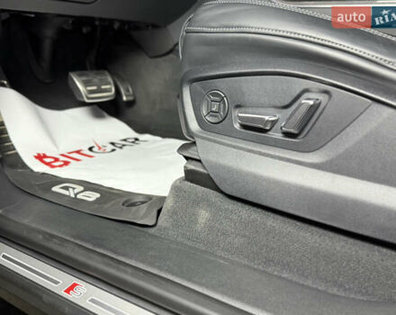 Ауді SQ8 2021 у Одесі на Automoto.ua Чорний Ауді SQ8, об'ємом двигуна 4 л та пробігом 27 тис. км за 115000 $, фото 40 на Automoto.ua