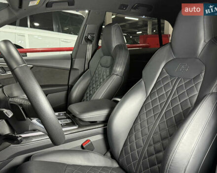 Ауді SQ8 2021 у Одесі на Automoto.ua Чорний Ауді SQ8, об'ємом двигуна 4 л та пробігом 27 тис. км за 115000 $, фото 42 на Automoto.ua