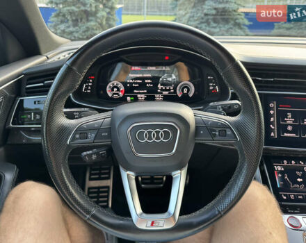 Чорний Ауді SQ8, об'ємом двигуна 4 л та пробігом 99 тис. км за 83500 $, фото 70 на Automoto.ua