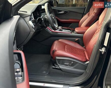 Чорний Ауді SQ8, об'ємом двигуна 4 л та пробігом 54 тис. км за 88950 $, фото 60 на Automoto.ua