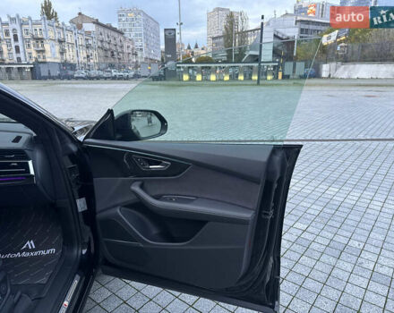 Черный Ауди SQ8, объемом двигателя 4 л и пробегом 42 тыс. км за 104999 $, фото 25 на Automoto.ua