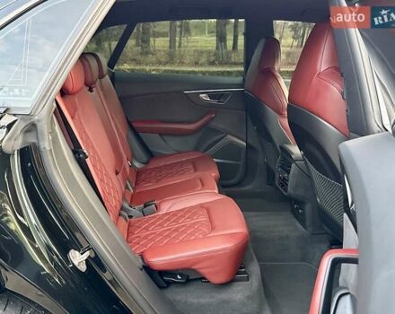 Чорний Ауді SQ8, об'ємом двигуна 4 л та пробігом 54 тис. км за 88950 $, фото 76 на Automoto.ua