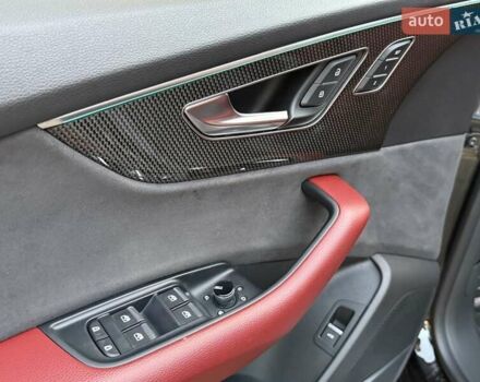 Чорний Ауді SQ8, об'ємом двигуна 4 л та пробігом 54 тис. км за 88950 $, фото 57 на Automoto.ua