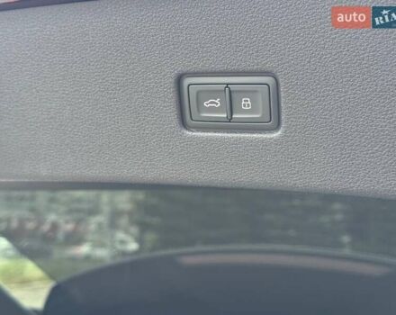 Черный Ауди SQ8, объемом двигателя 4 л и пробегом 9 тыс. км за 128000 $, фото 20 на Automoto.ua