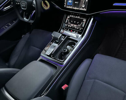 Ауди SQ8 2024 в Кропивницком (Кировограде) на Automoto.ua Черный Ауди SQ8, объемом двигателя 4 л и пробегом 16 тыс. км за 106999 $, фото 33 на Automoto.ua