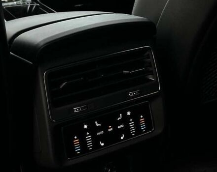 Черный Ауди SQ8, объемом двигателя 4 л и пробегом 14 тыс. км за 119500 $, фото 74 на Automoto.ua