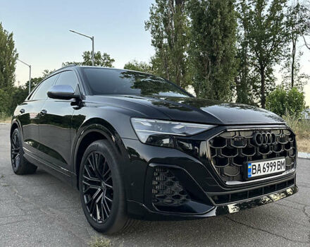 Ауди SQ8 2024 в Кропивницком (Кировограде) на Automoto.ua Черный Ауди SQ8, объемом двигателя 4 л и пробегом 16 тыс. км за 106999 $, фото 10 на Automoto.ua