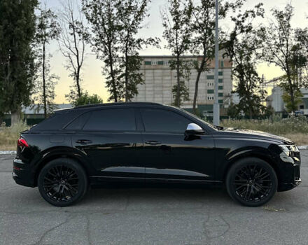 Ауди SQ8 2024 в Кропивницком (Кировограде) на Automoto.ua Черный Ауди SQ8, объемом двигателя 4 л и пробегом 16 тыс. км за 106999 $, фото 1 на Automoto.ua
