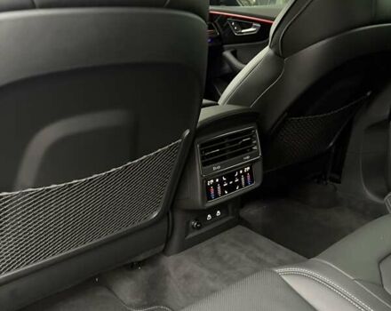 Черный Ауди SQ8, объемом двигателя 4 л и пробегом 1 тыс. км за 144111 $, фото 31 на Automoto.ua