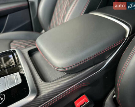 Чорний Ауді SQ8, об'ємом двигуна 4 л та пробігом 7 тис. км за 135000 $, фото 55 на Automoto.ua
