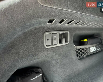 Чорний Ауді SQ8, об'ємом двигуна 4 л та пробігом 7 тис. км за 135000 $, фото 40 на Automoto.ua
