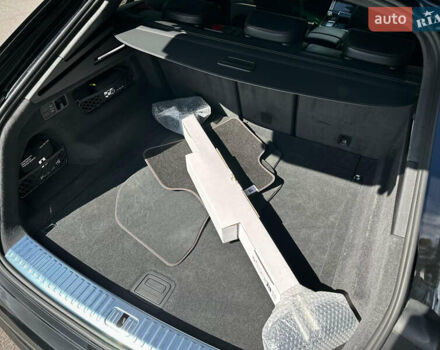Чорний Ауді SQ8, об'ємом двигуна 4 л та пробігом 7 тис. км за 135000 $, фото 45 на Automoto.ua