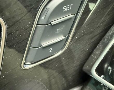 Чорний Ауді SQ8, об'ємом двигуна 4 л та пробігом 1 тис. км за 144222 $, фото 38 на Automoto.ua