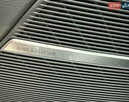 Черный Ауди SQ8, объемом двигателя 4 л и пробегом 1 тыс. км за 144111 $, фото 126 на Automoto.ua