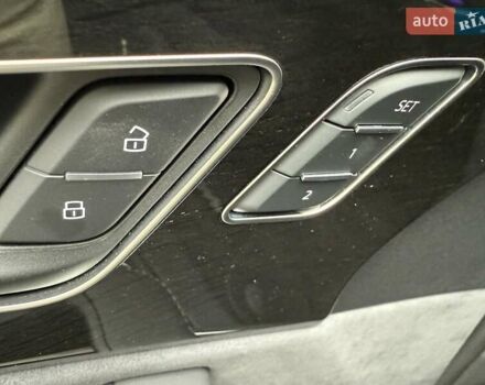 Черный Ауди SQ8, объемом двигателя 4 л и пробегом 1 тыс. км за 144111 $, фото 123 на Automoto.ua