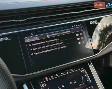 Чорний Ауді SQ8, об'ємом двигуна 4 л та пробігом 7 тис. км за 135000 $, фото 93 на Automoto.ua