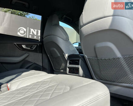 Красный Ауди SQ8, объемом двигателя 4 л и пробегом 169 тыс. км за 67999 $, фото 23 на Automoto.ua