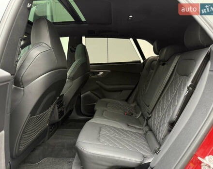 Красный Ауди SQ8, объемом двигателя 4 л и пробегом 5 тыс. км за 93000 $, фото 24 на Automoto.ua