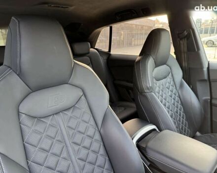 Ауді SQ8, об'ємом двигуна 4 л та пробігом 42 тис. км за 104999 $, фото 28 на Automoto.ua