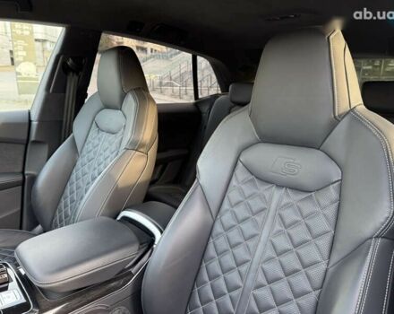 Ауді SQ8, об'ємом двигуна 4 л та пробігом 42 тис. км за 104999 $, фото 14 на Automoto.ua