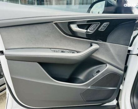 Ауди SQ8, объемом двигателя 4 л и пробегом 11 тыс. км за 105000 $, фото 22 на Automoto.ua