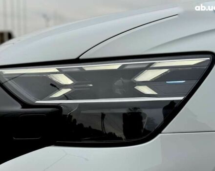 Ауди SQ8, объемом двигателя 4 л и пробегом 30 тыс. км за 110500 $, фото 29 на Automoto.ua