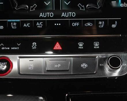 Ауді SQ8, об'ємом двигуна 4 л та пробігом 28 тис. км за 117900 $, фото 27 на Automoto.ua