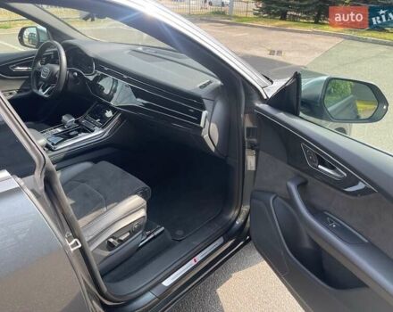 Сірий Ауді SQ8, об'ємом двигуна 4 л та пробігом 180 тис. км за 69300 $, фото 73 на Automoto.ua