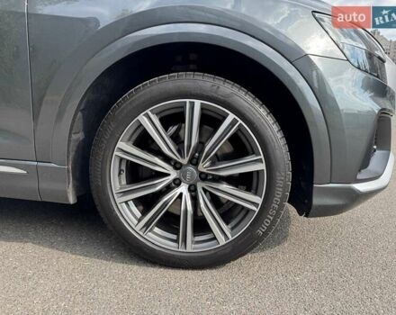 Сірий Ауді SQ8, об'ємом двигуна 4 л та пробігом 180 тис. км за 69300 $, фото 7 на Automoto.ua