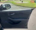 Сірий Ауді SQ8, об'ємом двигуна 4 л та пробігом 180 тис. км за 69300 $, фото 74 на Automoto.ua
