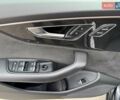 Сірий Ауді SQ8, об'ємом двигуна 4 л та пробігом 180 тис. км за 69300 $, фото 29 на Automoto.ua