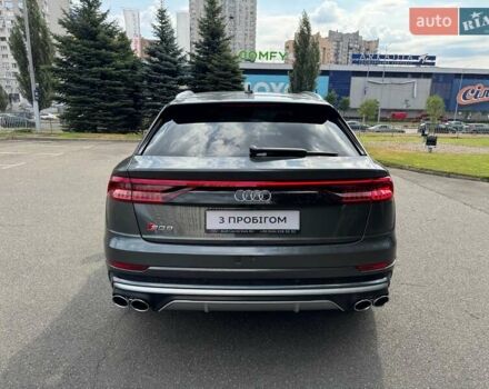 Сірий Ауді SQ8, об'ємом двигуна 4 л та пробігом 180 тис. км за 69300 $, фото 14 на Automoto.ua