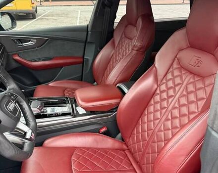 Серый Ауди SQ8, объемом двигателя 4 л и пробегом 93 тыс. км за 90000 $, фото 3 на Automoto.ua