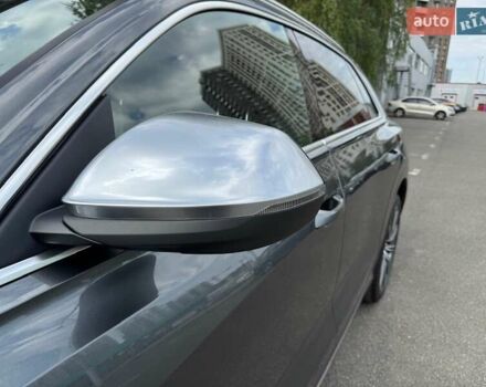 Сірий Ауді SQ8, об'ємом двигуна 4 л та пробігом 180 тис. км за 69300 $, фото 25 на Automoto.ua