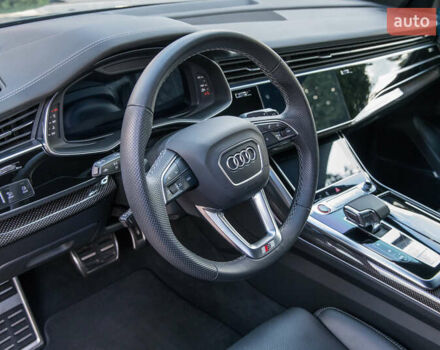 Серый Ауди SQ8, объемом двигателя 4 л и пробегом 130 тыс. км за 79700 $, фото 7 на Automoto.ua