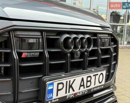 Серый Ауди SQ8, объемом двигателя 4 л и пробегом 92 тыс. км за 84900 $, фото 5 на Automoto.ua