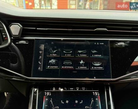 Серый Ауди SQ8, объемом двигателя 4 л и пробегом 92 тыс. км за 84900 $, фото 28 на Automoto.ua