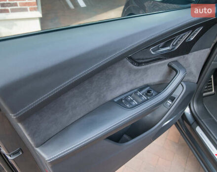 Серый Ауди SQ8, объемом двигателя 4 л и пробегом 130 тыс. км за 79700 $, фото 22 на Automoto.ua