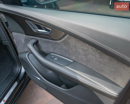 Серый Ауди SQ8, объемом двигателя 4 л и пробегом 130 тыс. км за 79700 $, фото 20 на Automoto.ua