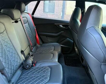 Ауди SQ8 2022 в Львове на Automoto.ua Серый Ауди SQ8, объемом двигателя 4 л и пробегом 40 тыс. км за 92000 $, фото 18 на Automoto.ua