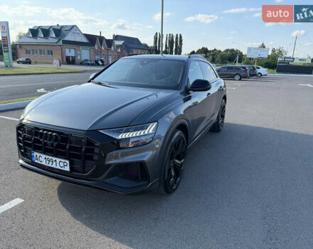 Серый Ауди SQ8, объемом двигателя 4 л и пробегом 56 тыс. км за 84000 $, фото 3 на Automoto.ua