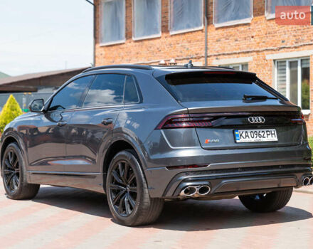 Серый Ауди SQ8, объемом двигателя 4 л и пробегом 40 тыс. км за 92900 $, фото 7 на Automoto.ua