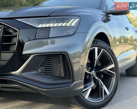 Сірий Ауді SQ8, об'ємом двигуна 4 л та пробігом 49 тис. км за 92000 $, фото 18 на Automoto.ua