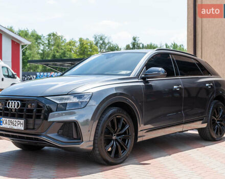 Серый Ауди SQ8, объемом двигателя 4 л и пробегом 40 тыс. км за 92900 $, фото 97 на Automoto.ua