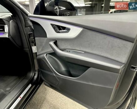 Серый Ауди SQ8, объемом двигателя 4 л и пробегом 47 тыс. км за 98000 $, фото 33 на Automoto.ua