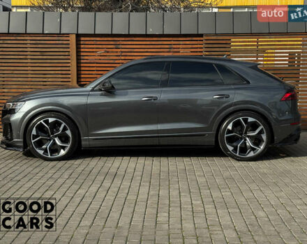 Серый Ауди SQ8, объемом двигателя 4 л и пробегом 15 тыс. км за 120000 $, фото 3 на Automoto.ua